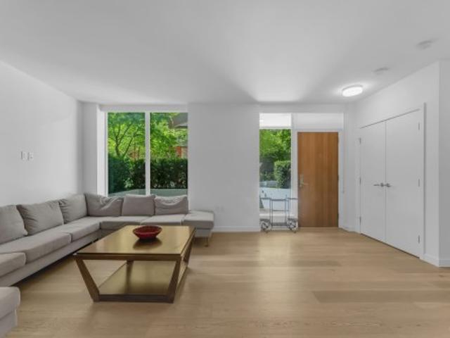 Th8 1439 George Street, Surrey, BC, V4B 0B9 townhouse for sale | Listing ID R3118 | Royal LePage