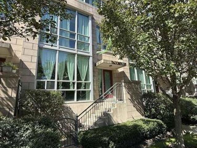Th 128 70 Absolute Avenue, Mississauga, ON, L4Z 0A4 townhouse for sale | Listing ID W13778 | Royal LePage