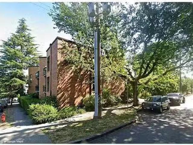 Th Avenue W, Vancouver, BC, V5Z 1B9 lease for lease Listing.