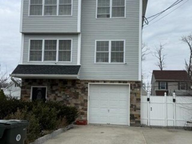 Th St, Hazlet Township, Home For Sale