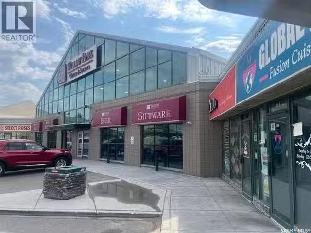 Th Street E, Saskatoon, SK, S7H 0T6 commercial for sale Lis.