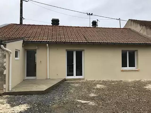 Thouars 79100 Achat / Vente maison 4 pièces t4 au dernier étage