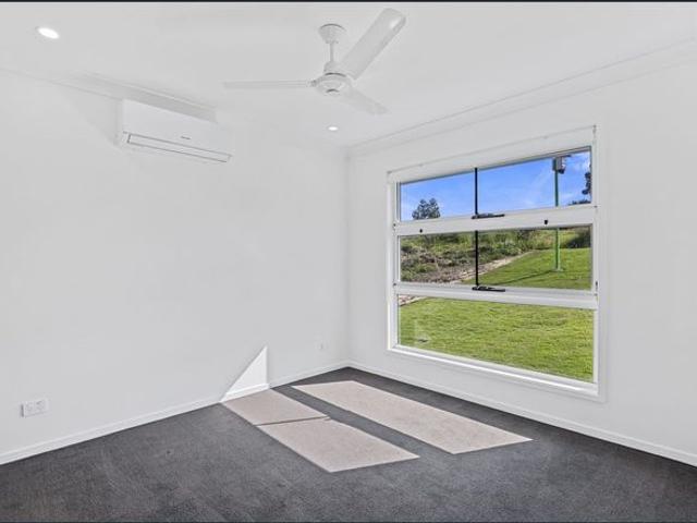 Thoughtfully designed 3 bedroom duplex