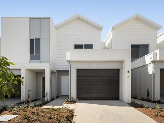 Thoughtfully Designed Residences with Exceptional Amenity