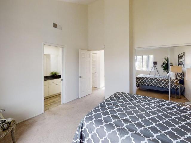 Thomas 3 Bedroom Apartment for Rent at 1644 Thomas Ave, San Diego, CA 92109 Pacific Beach
