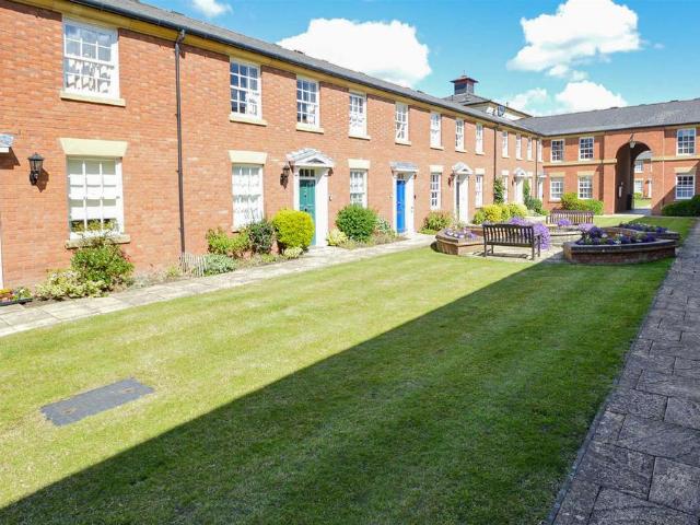 Thomas Court, Carline Fields, Shrewsbury 2 bed apartment to rent £850 pcm £196 pw