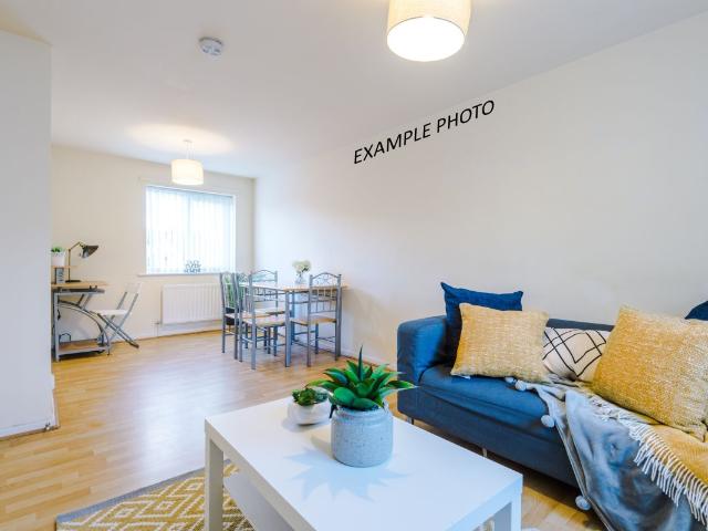 Thomas Court, Salford M6, 2 bed terraced house to rent, £693 pppm | PrimeLocation