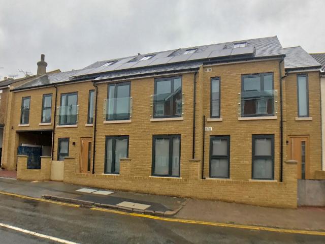 Thomas Court, Watford WD17, 1 bed flat to rent, £1,300 pcm | PrimeLocation