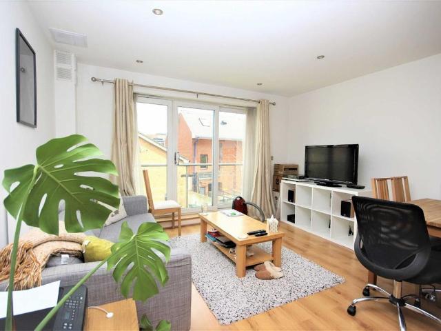 Thomas Jacomb Place, Walthamstow E17, 1 bed flat to rent, £1,700 pcm | PrimeLocation
