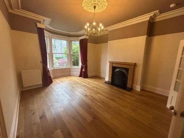 Thomson Street, Rosemount, Aberdeen, AB25