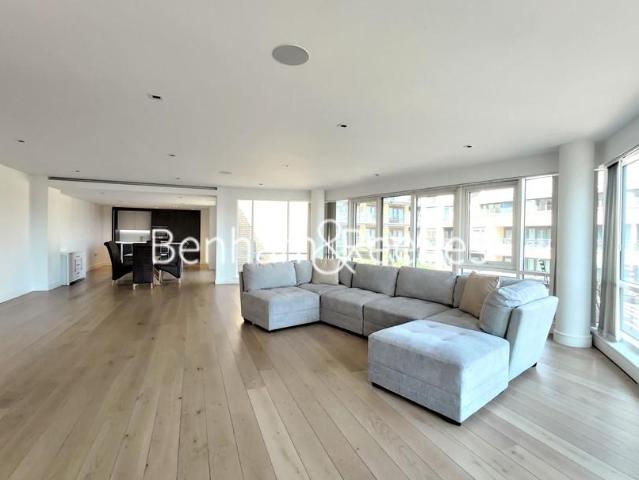 Thompson Cavendish, Kew Bridge Road, London, TW8 0EB, United Kingdom | 3 bed apartment for rent #135134477 | Rentberry