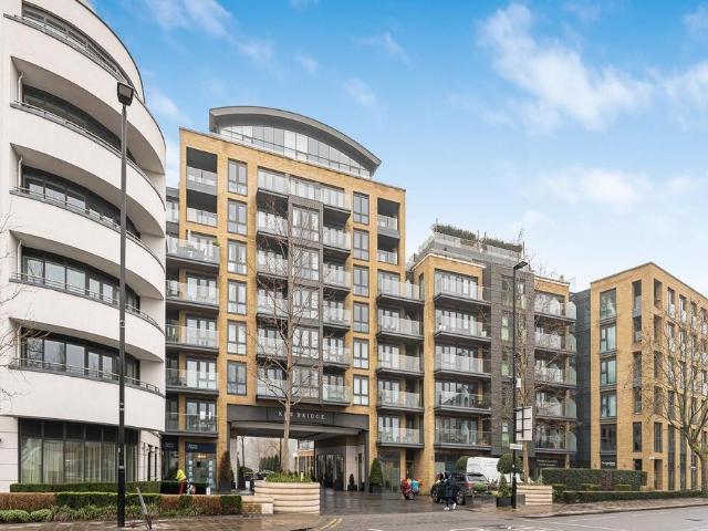 Thompson Cavendish, Kew Bridge Road, Strand on the Green, London, TW8 0EB, United Kingdom | 3 bed apartment for rent #122908948 | Rentberry
