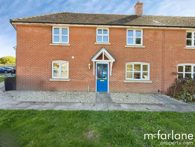 Thompson Court, Purton SN5, 3 bed terraced house to rent, £1,350 pcm | PrimeLocation