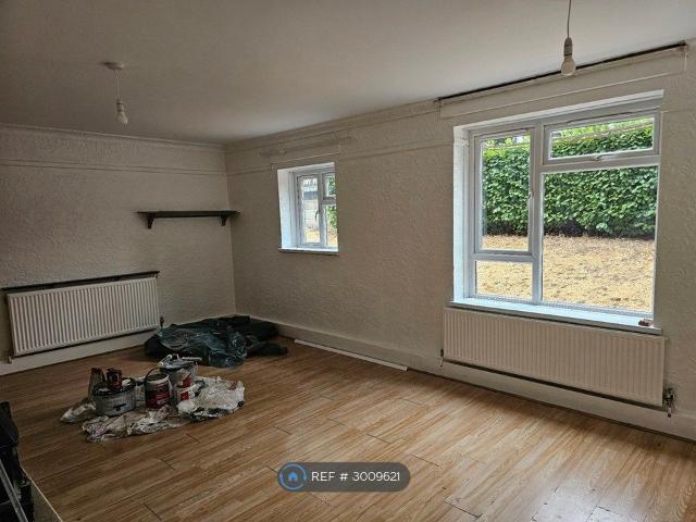 Thompson House, Southall UB1, 2 bed flat to rent, £1,650 pcm | PrimeLocation