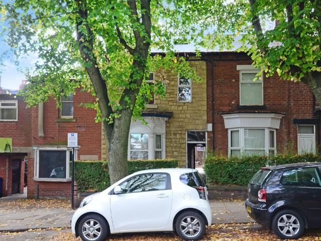 Thompson Road, Sheffield S11, 6 bed shared accommodation to rent, £2,470 pcm | PrimeLocation