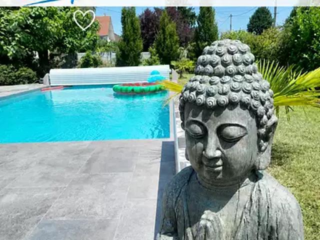 Thonac 24290 Achat / Vente maison 8 pièces t8 piscine parking
