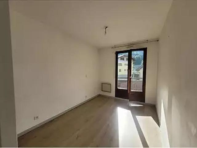 Thônes 74230 Location appartement 2 pièces t2 parking