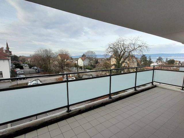 Thonon Ouest proche des Thermes Type 2 de 54 m² avec grande te