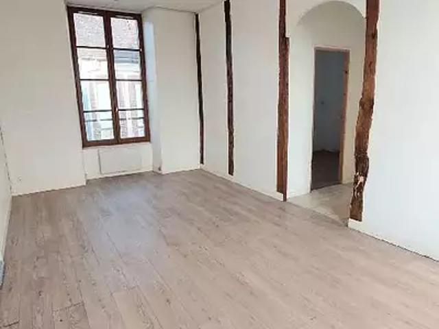 Thorigny sur Oreuse 89260 Achat / Vente appartement 4 pièces t4