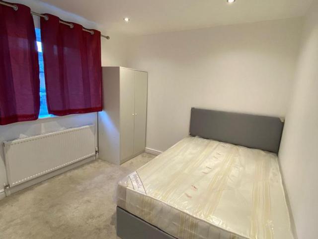 Thorold Road, Chatham ME5 1 bed in a house share to rent £600 pcm £138 pw