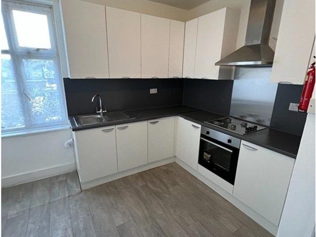 Thorold Road, Ilford IG1, 2 bed maisonette to rent, £1,800 pcm | PrimeLocation
