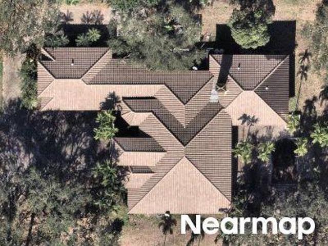 Thoroughbred Ln