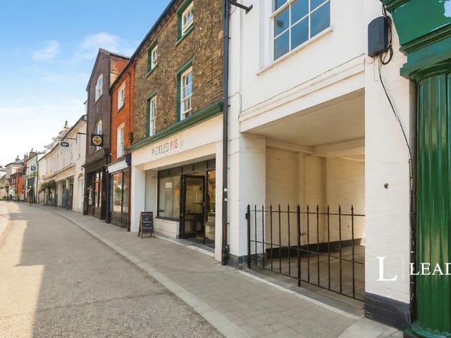 Thoroughfare, Woodbridge IP12, 2 bed flat to rent, £975 pcm | PrimeLocation