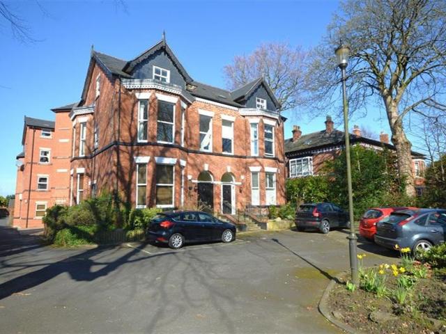Thorn Bank Lodge, Heaton Moor Road, Stockport SK4, 2 bed flat to rent, £1,300 pcm | PrimeLocation