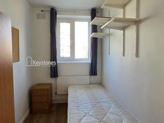 Thornaby House, Room 4, Canrobert Street, Bethnal Green E2, Room to rent, £800 pcm | PrimeLocation