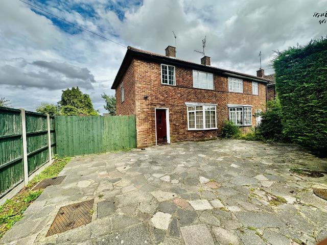 Thornbury Gardens, Borehamwood WD6, 3 bed semi detached house to rent, £2,395 pcm | PrimeLocation