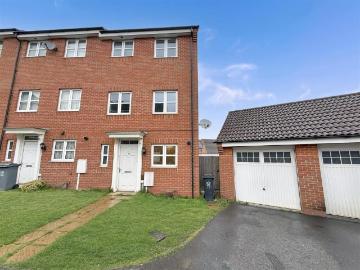 Thornborough Way, Leicester LE5, 5 bed property to rent, £1,650 pcm | PrimeLocation