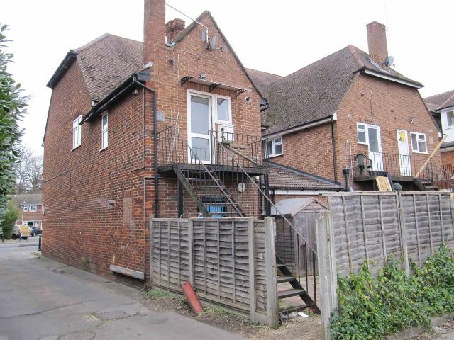 Thornbridge Road, Iver, Buckinghamshire SL0, 2 bed flat to rent, £1,300 pcm | PrimeLocation