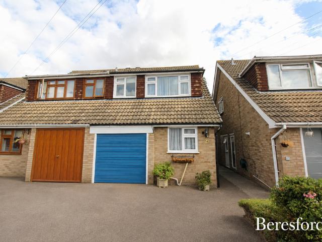 Thorncroft, RM11 3 bed semi detached house to rent £2,100 pcm £485 pw