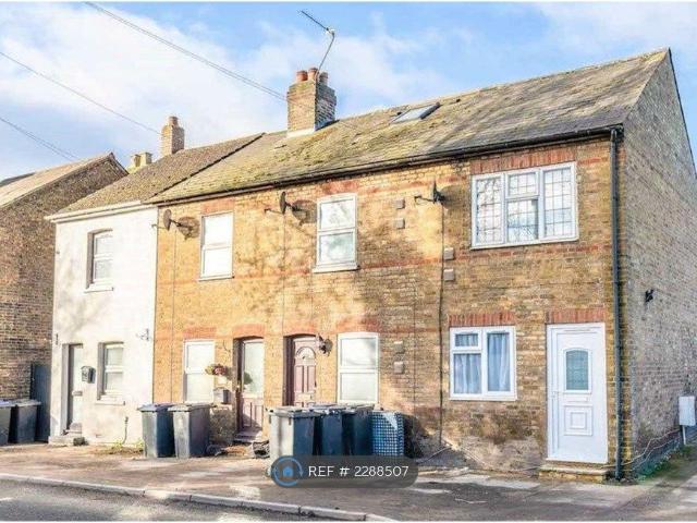 Thorney Lane North, Iver SL0, 2 bed end terrace house to rent, £1,900 pcm | PrimeLocation