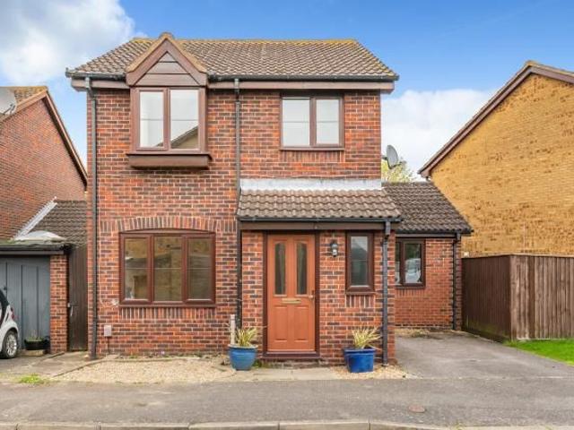 Thorne Way, Aylesbury HP20, 4 bed detached house to rent, £1,900 pcm | PrimeLocation