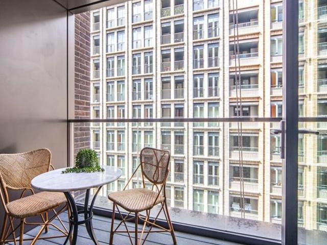 Thornes House, Charles Clowes Walk, London SW11, 2 bed flat to rent, £5,590 pcm | PrimeLocation