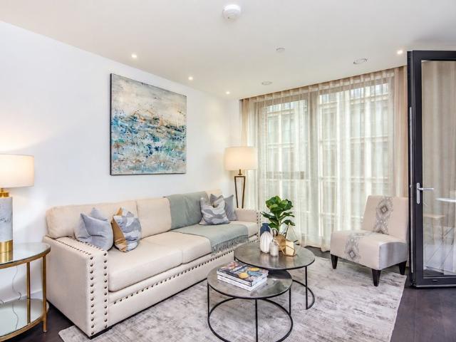 Thornes House, London SW11, 2 bed flat to rent, £5,243 pcm | PrimeLocation