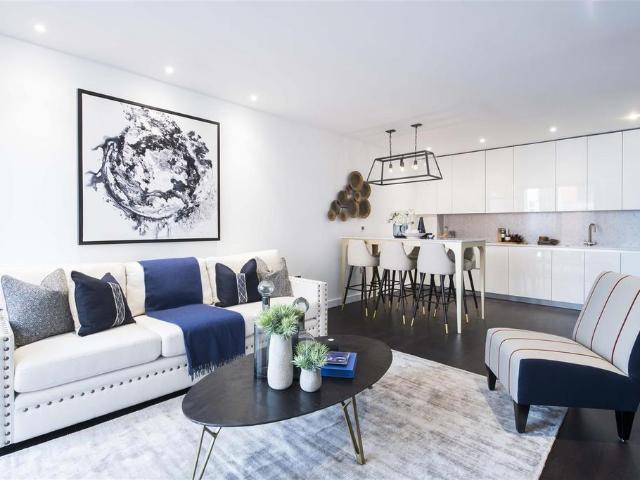 Thornes House, Vauxhall, SW11 3 bed flat to rent £7,735 pcm £1,785 pw