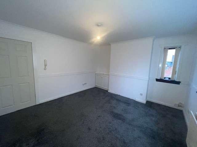 Thornhill Road, Hamilton, South Lanarkshire, ML3