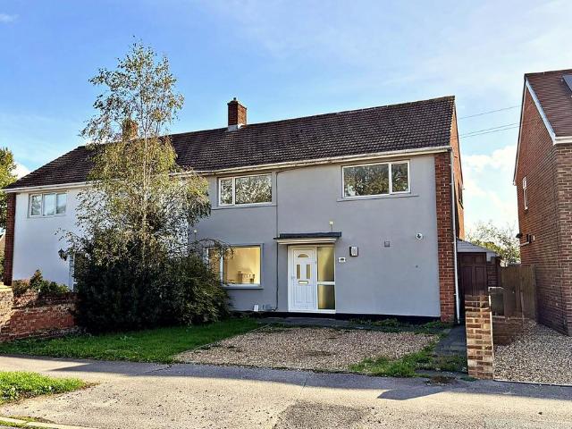 Thorni Avenue, Fareham 4 bed semi detached house to rent £1,700 pcm £392 pw