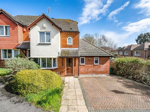 Thornleas Place, East Horsley KT24, 3 bed end terrace house to rent, £2,100 pcm | PrimeLocation