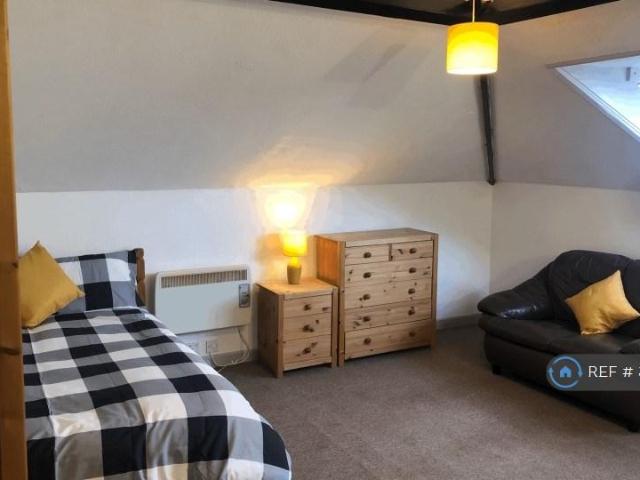 Thornton Manor, Ryde, PO33 1 bed in a house share to rent £600 pcm £138 pw