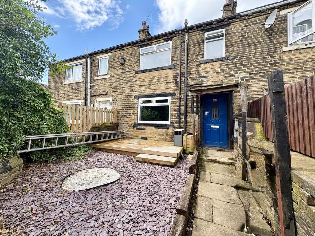 Thornton Road, Bradford BD8, 2 bed terraced house to rent, £795 pcm | PrimeLocation