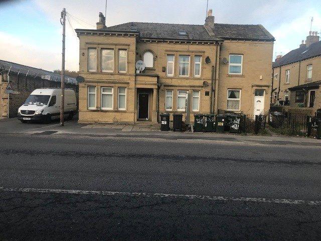 Thornton Road, Bradford, West. 1 bed apartment to rent £475 pcm £110 pw