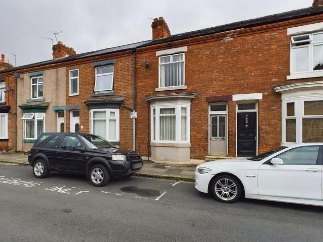 Thornton Street, Darlington 2 bed terraced house to rent £750 pcm £173 pw