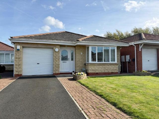Thorntree Way, Blyth 2 bed bungalow to rent £1,295 pcm £299 pw