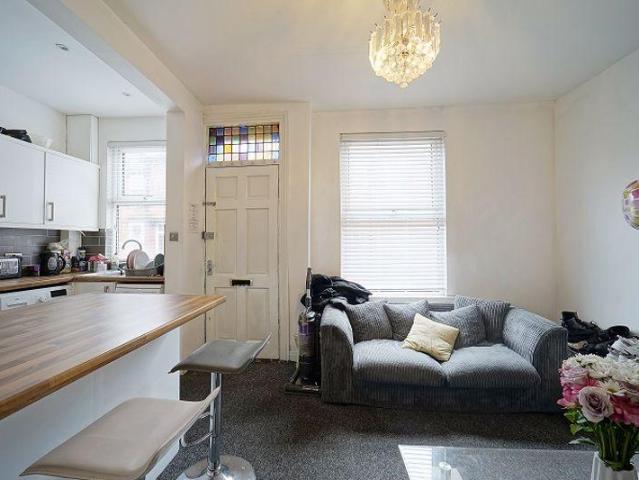 Thornville Grove, Leeds 3 bed end of terrace house to rent £1,586 pcm £366 pw