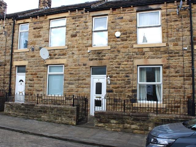 Thornville Place, Dewsbury WF13, 3 bed terraced house to rent, £850 pcm | PrimeLocation