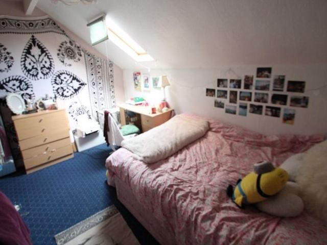 Thornville Road, Leeds 6 bed house to rent £3,328 pcm £768 pw