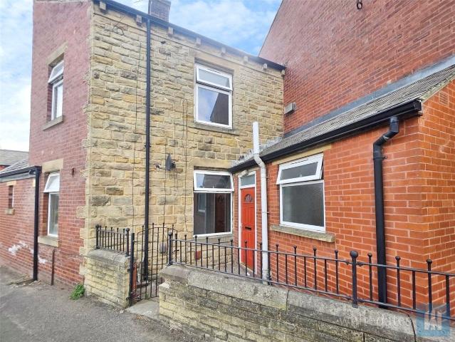 Thornville Terrace, Dewsbury, West Yorkshire WF13, 3 bed end terrace house to rent, £825 pcm | PrimeLocation